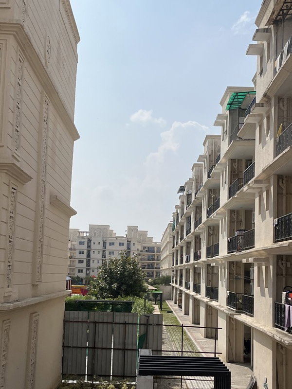 Yuvraj's home photo 4