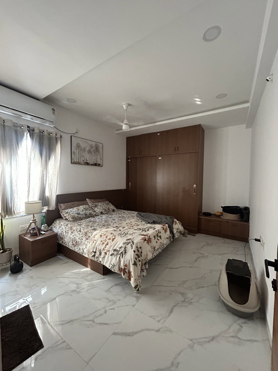 Roje's listing photo 1